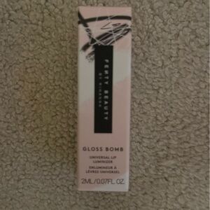 New Fenty Beauty Fenty glow 01 gloss bomb travel size